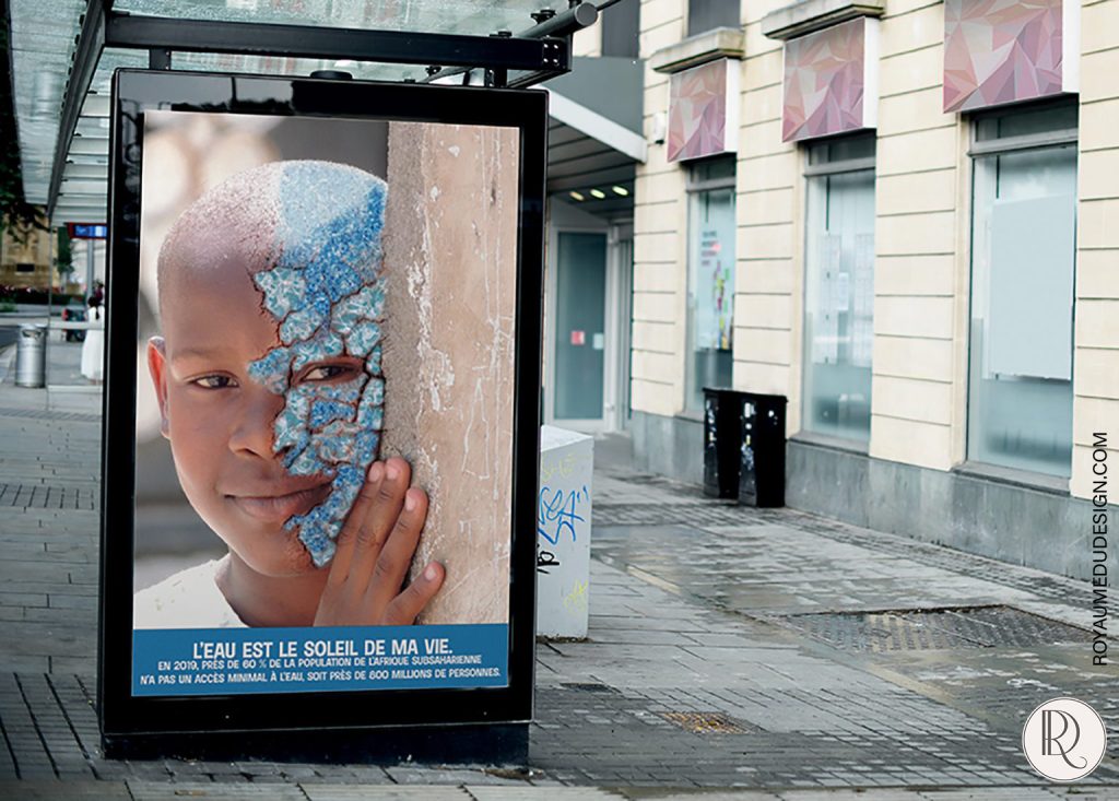 affiche regard sur arrêt de bus